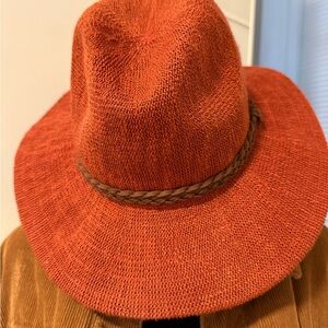 🆓 FREE W/ ANY OTHER PURCHASE 🆓 Target Women's Orange Hat with Brown Band